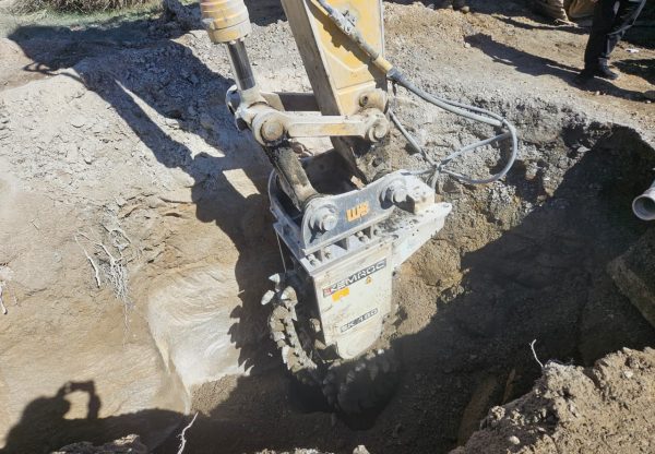 Cut Costs, Save Time: The Contractor’s Guide to Smarter Trenching with KEMROC EK Chain Cutter in the U.S.