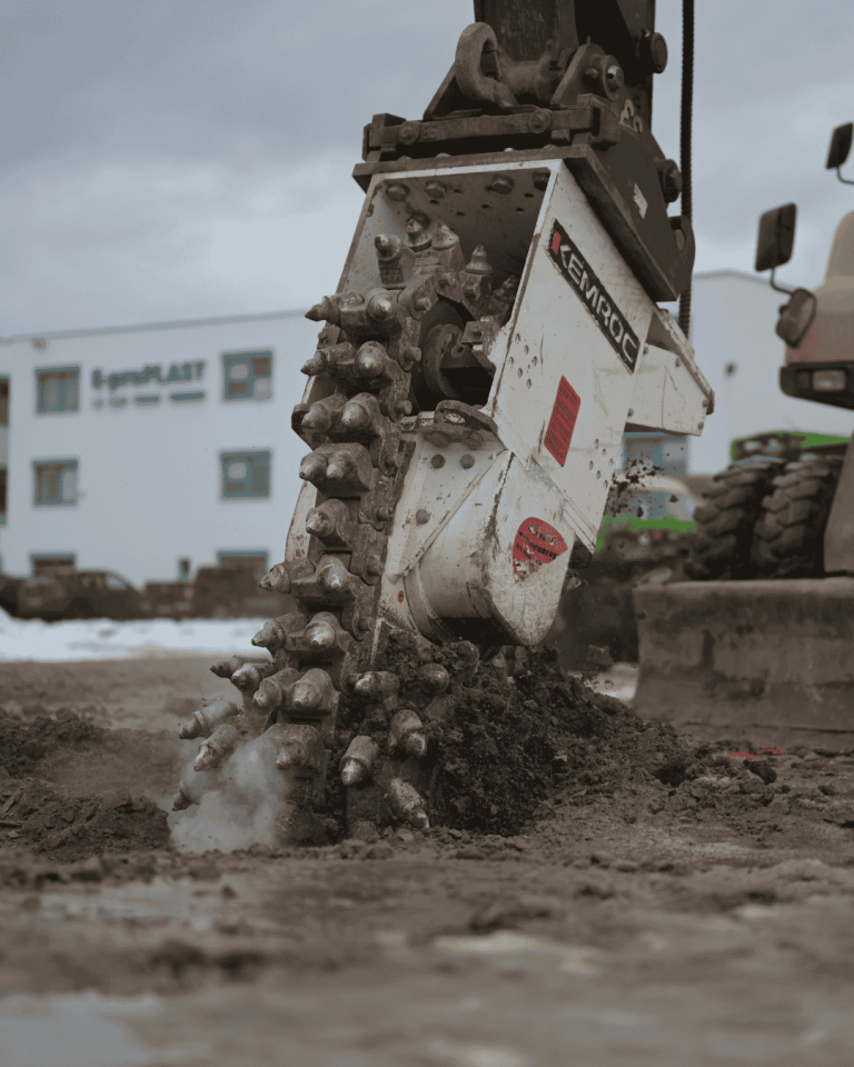 excavator chain cutter attachment