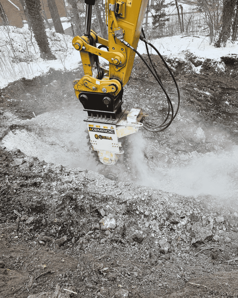 EK 110 chain cutter for civil engineering projects