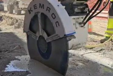 Smart Concrete Cutting in Italy: KEMROC KDS Diamond Saw Replaces Hammers: Efficiency Without Disruption