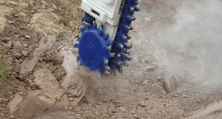 EK 60 High-Output Excavator Chain Cutter