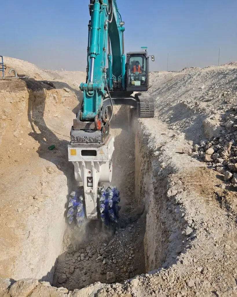 KEMROC KR 120 Rotary Drum Cutter in Trenching Project.